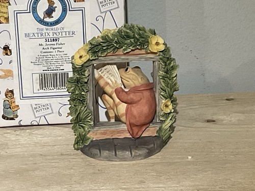 Border Fine Arts MR JEREMY FISHER Arch Figurine - Boxed - Picture 3 of 4