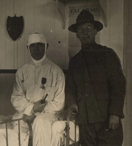 US WWI Wounded Soldier in France Croix de Guerre for Americans Photo