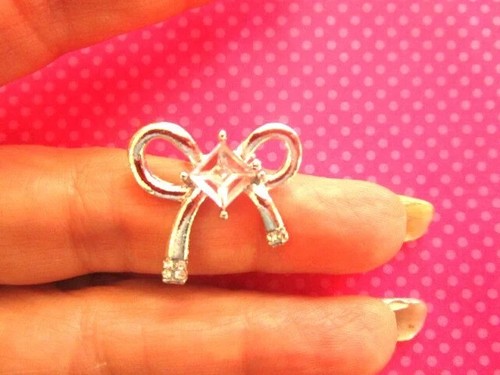 Silver bow ribbon ear cuffs - Picture 2 of 4