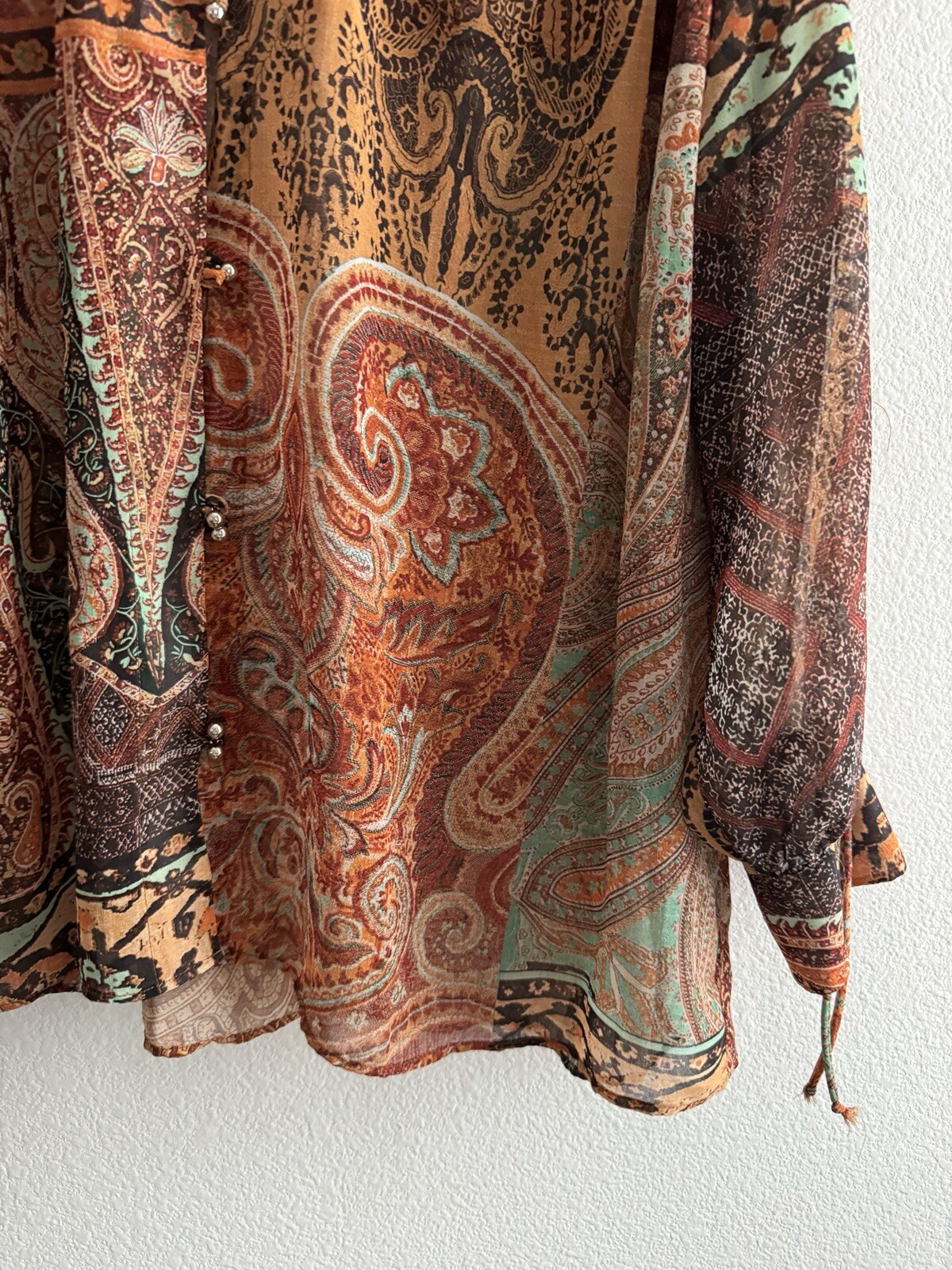 Uterque Button Down Blouse Size Small *Missing Bu… - image 5