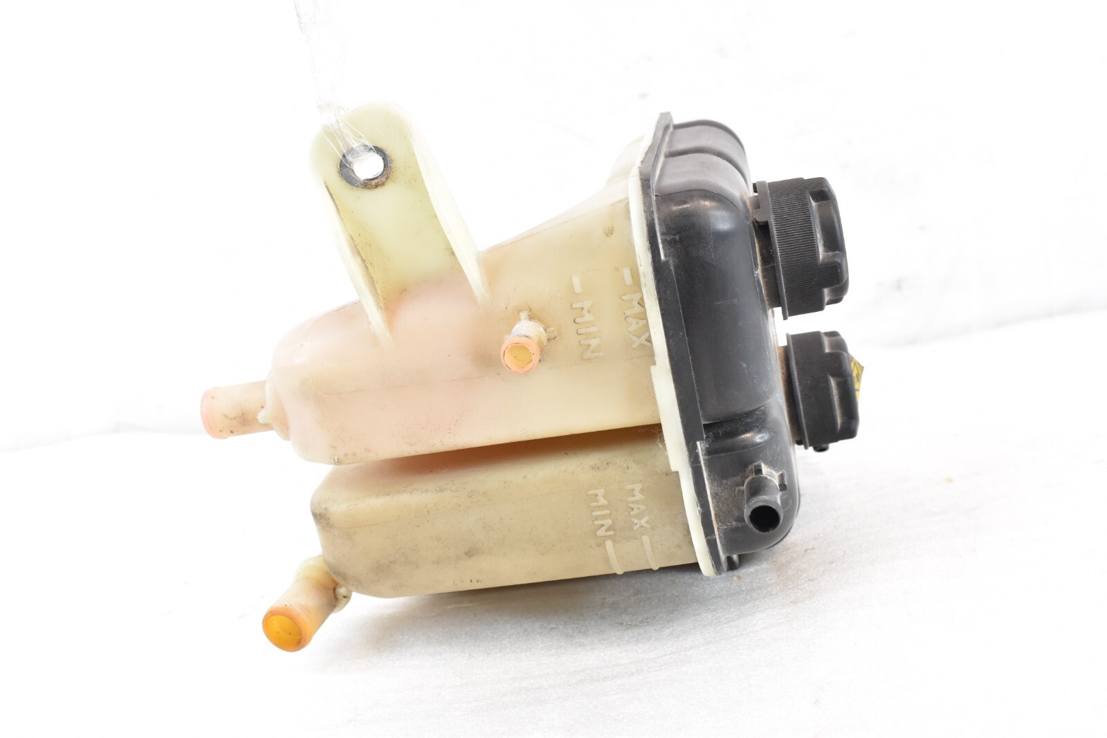 2014-2017 MASERATI GHIBLI S 3.0L V6 COOLANT EXPANSION TANK RESERVOIR W/ CAPS OEM