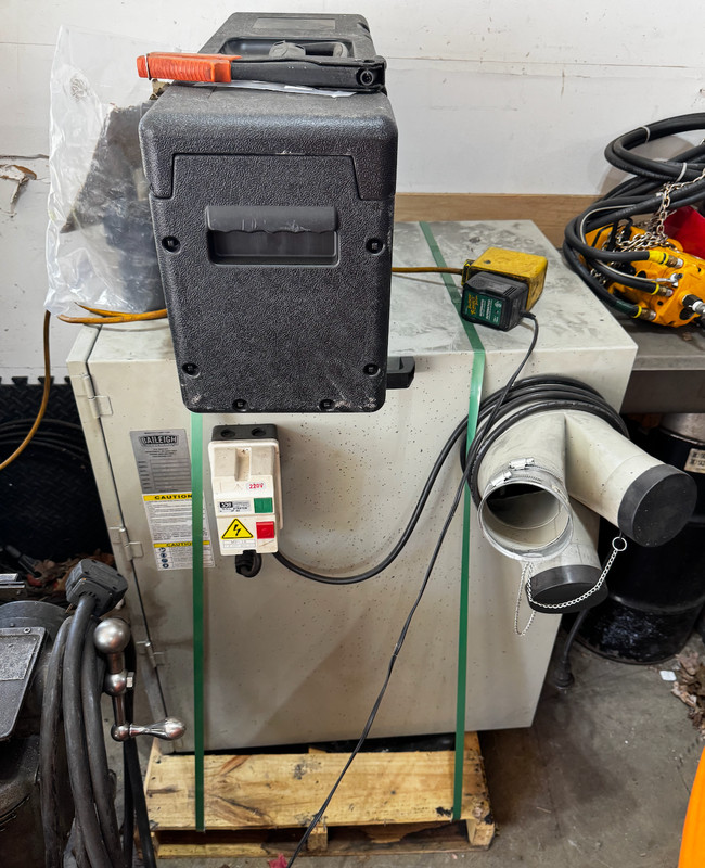 Baileigh Industrial MDC-1800 Metal Dust Collector 220/3HP/15 Amps