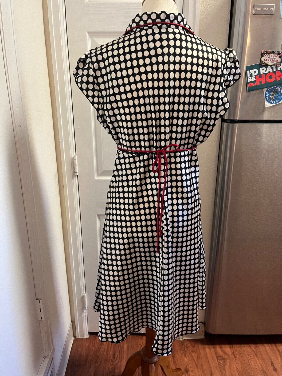Picture 5 of 6