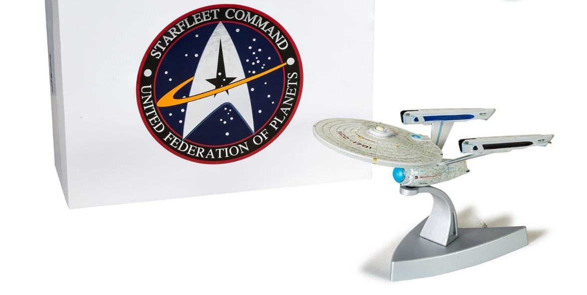CORGI STAR TREK USS ENTERPRISE NCC-1701 STAR TREK II-WRATH OF KHAN CC98001