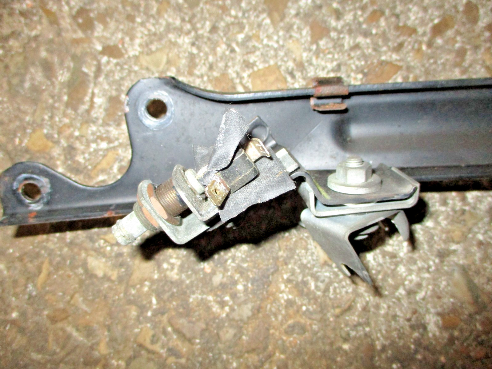 Rolls Royce Silver Spur Bentley Windshield Wiper Motor and Linkage 1981-1988