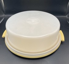 TUPPERWARE Vintage Harvest Gold 9" Pie Taker Saver 719-1 Sheer Seal Lid