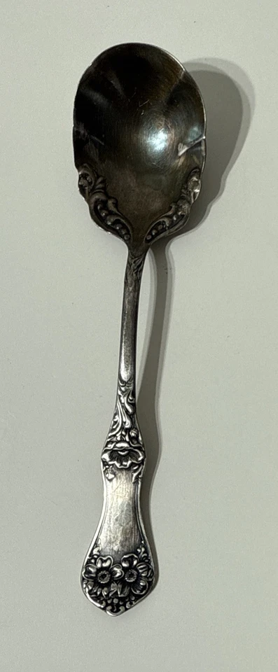 Wm. "Mesa plateada Rogers & Son Melrose 1898 5,75"" cuchara de postre ornamentada de colección" Foto 2 de 4