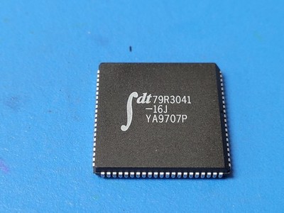 (1 PC) IDT79R3041-16J IC MPU MIPS-I 16MHZ 84PLCC