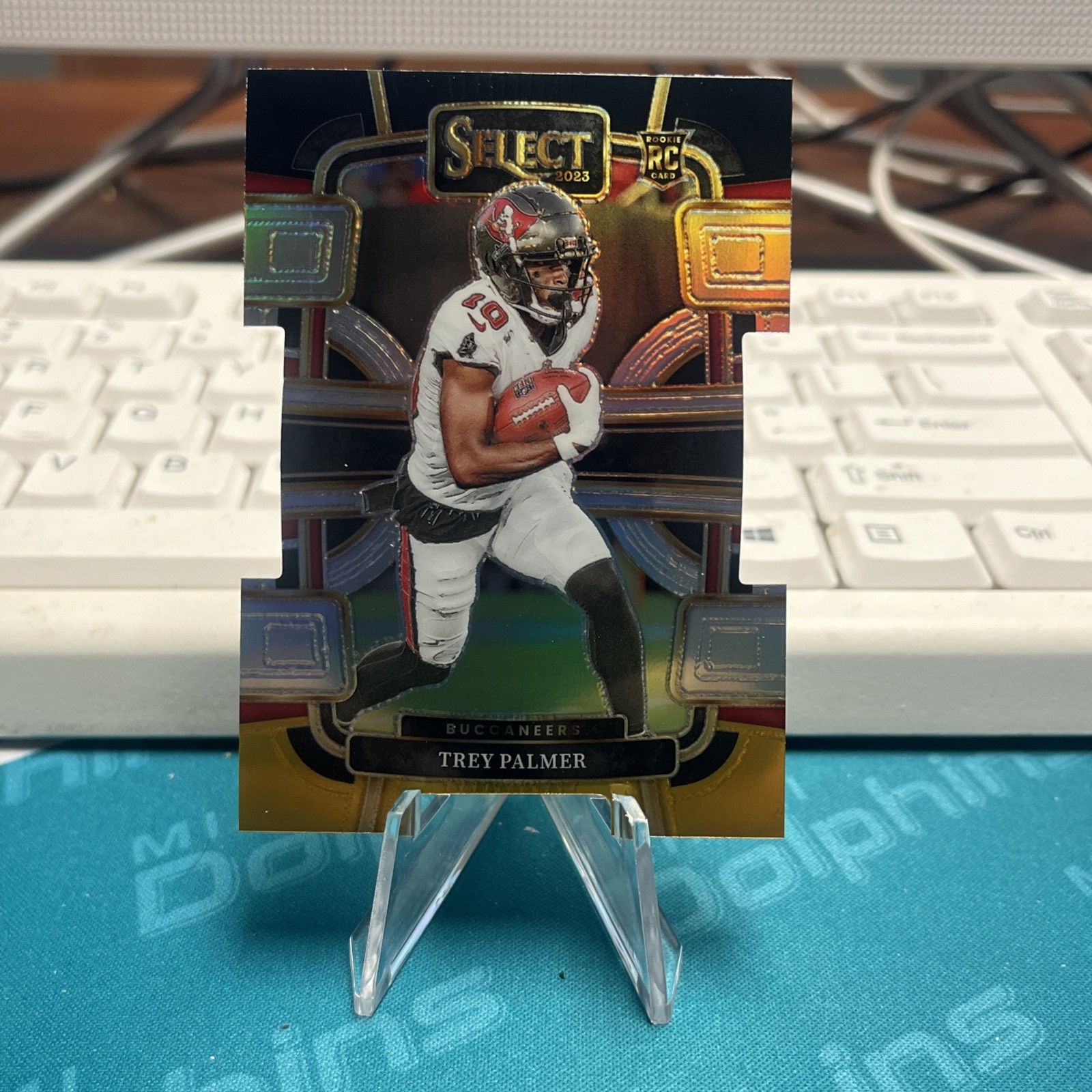 2023 Panini Select - Concourse Trey Palmer #94 Black & Gold Prizm Die-Cut (RC)