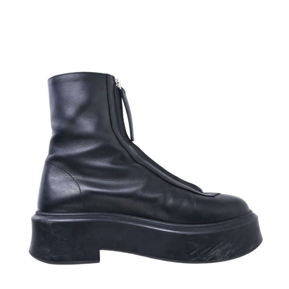 【関税込・国内発送】The Row zipped boots l in leather The Row // Black Leather Chunky Zip Front Boot – VSP Consignment