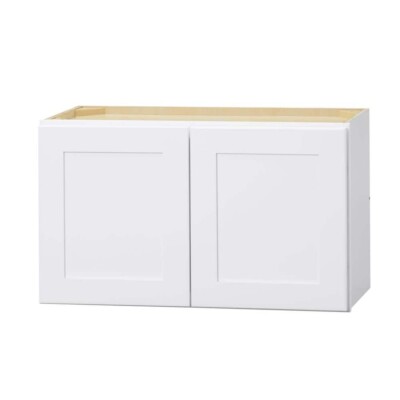 Avondale 30x12x18 in. Shaker Wall Bridge Kitchen Cabinet Alpine White Plywood