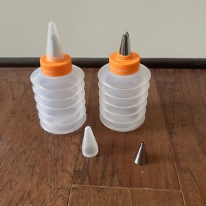 Baker's Secret Essentials Cake Cookies Decorating Squeeze Bottles Kit