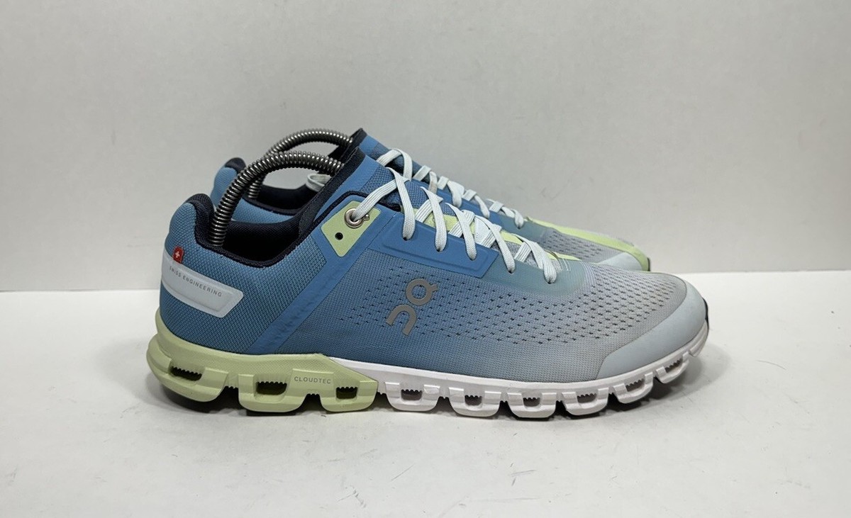 ON Cloud Cloudflow 3.0 Women's Size 10.5 Blue Running