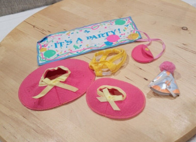 Lot Of Vintage G1 Sun and Fun, Etc, Outfit My Little Pony Pink Purse Party