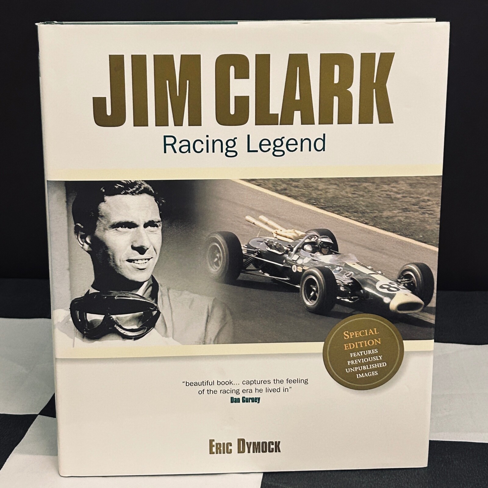 JIM CLARK RACING LEGEND BIOGRAPHY BOOK TEAM LOTUS 25 33 49 43 F1 GP INDY 500 HB