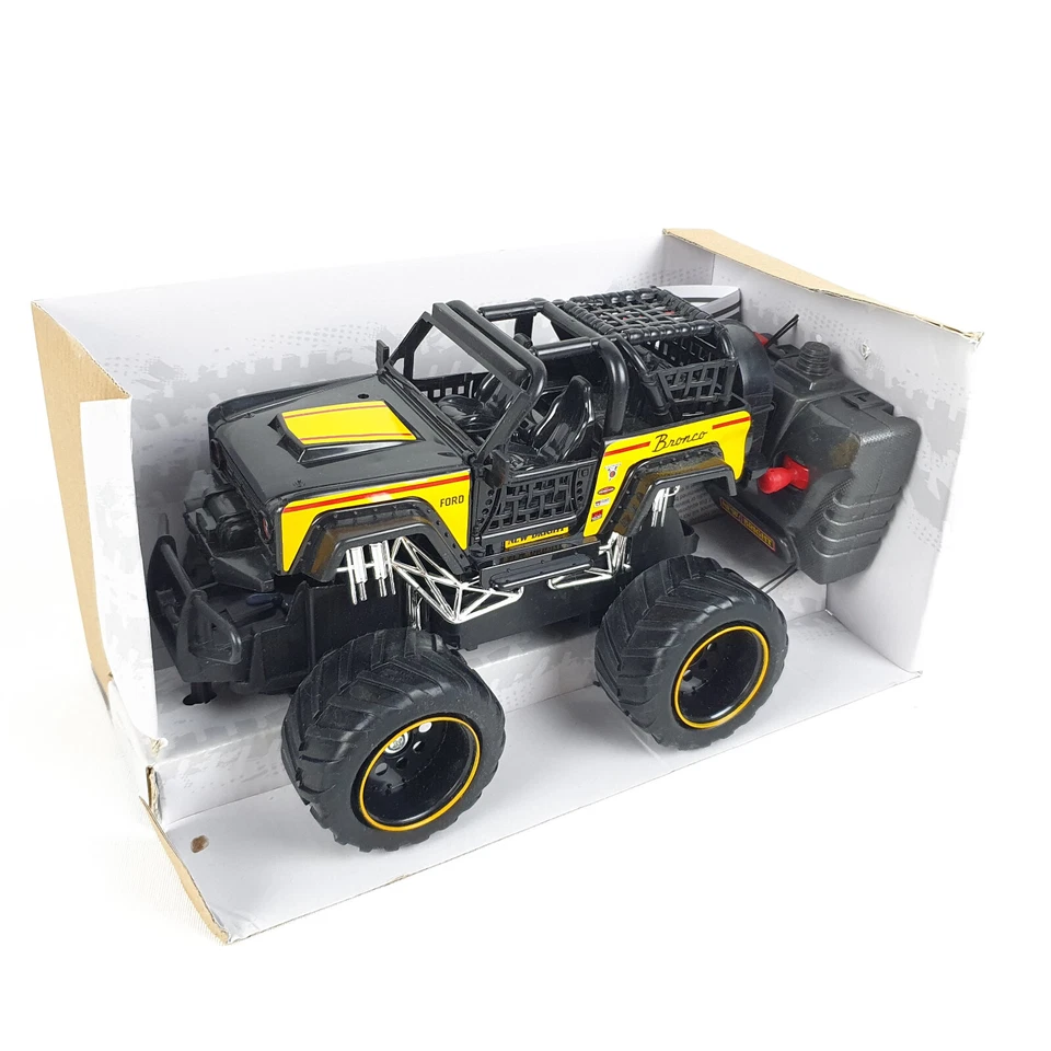 New Bright RC Truck Ford Bronco 2424 Full Function Radio Control Car Scale 1:24 - Image 3 of 4