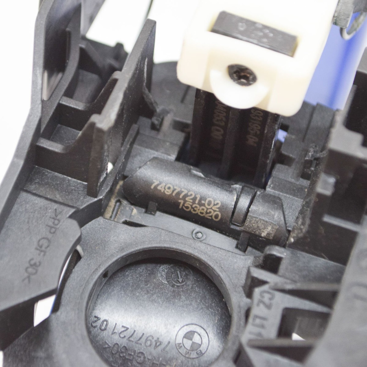 BMW G20 320 i Rear Left Door Exterior Open Handle 7497721 2.00