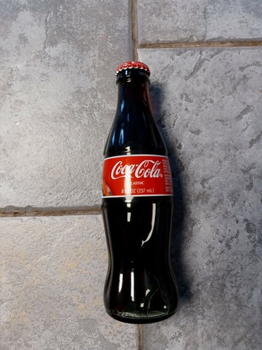 COCA COLA COLLECTIBLE BOTTLE NASCAR #20 TONY STEWART HOME DEPOT - Picture 2 of 5