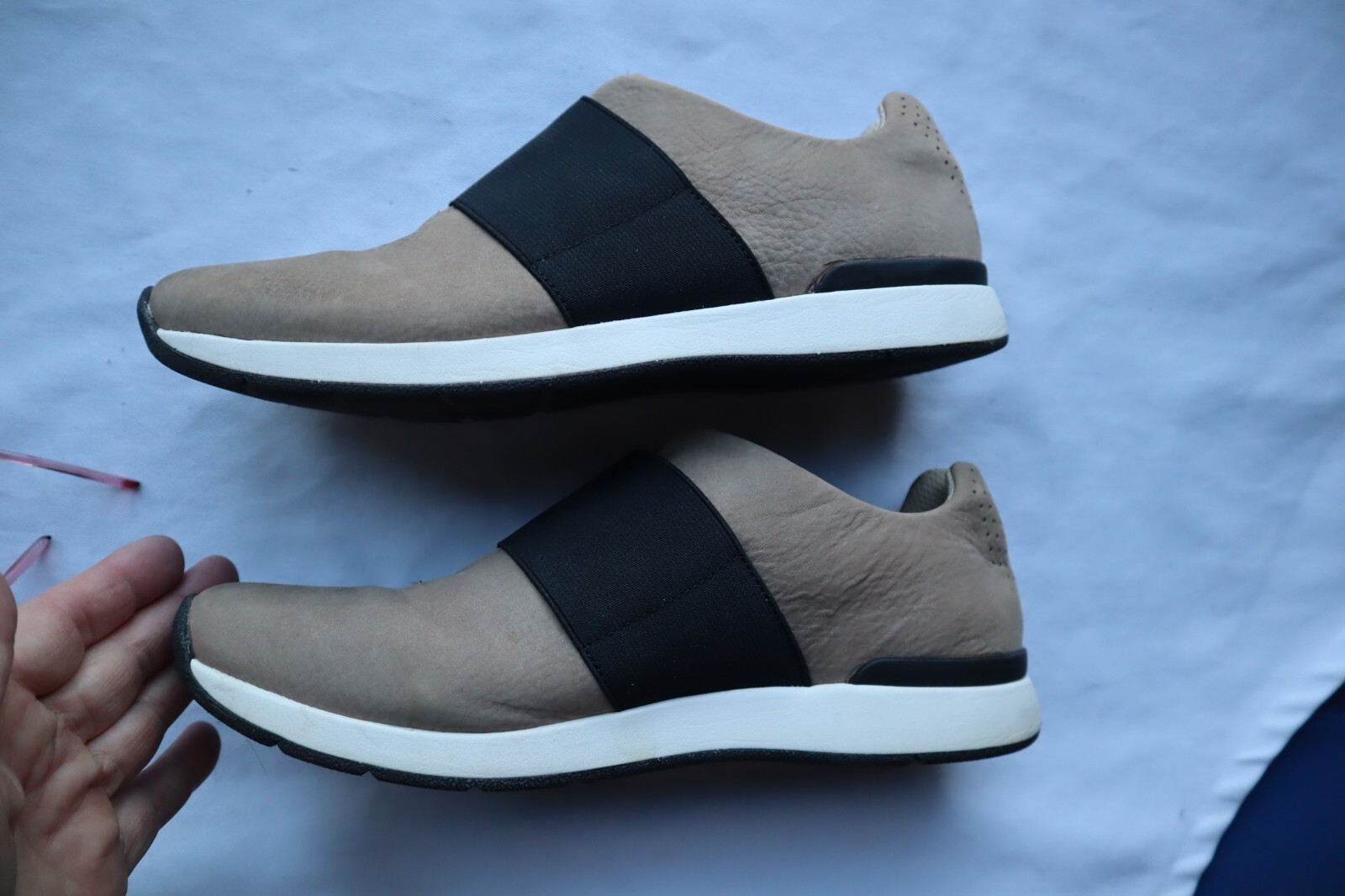 Light Brown Nubuc Leather VIONIC Codie Flats w/Wi… - image 3