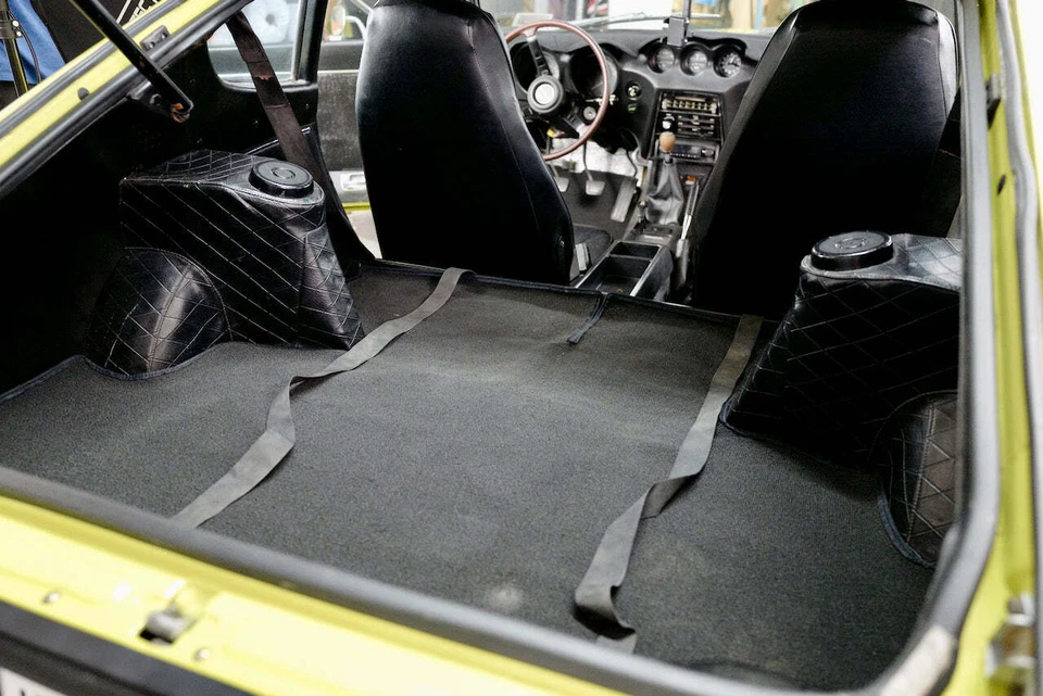 Datsun 240Z Carpet Kit 1970-73 Black Grey Tan - Image 3 of 4
