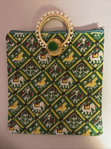 Handcrafted Zip Top Bag From India Green Circle Handles 9.75” X 9”