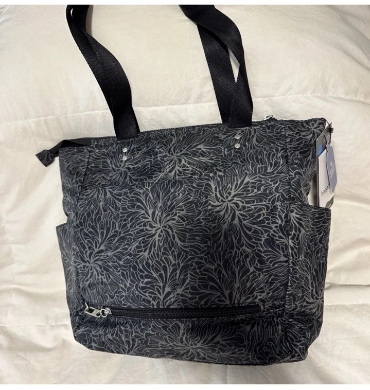 Bolso de mano de viaje Baggallini de fin de semana para mujer ligero de nailon Foto 2 de 4