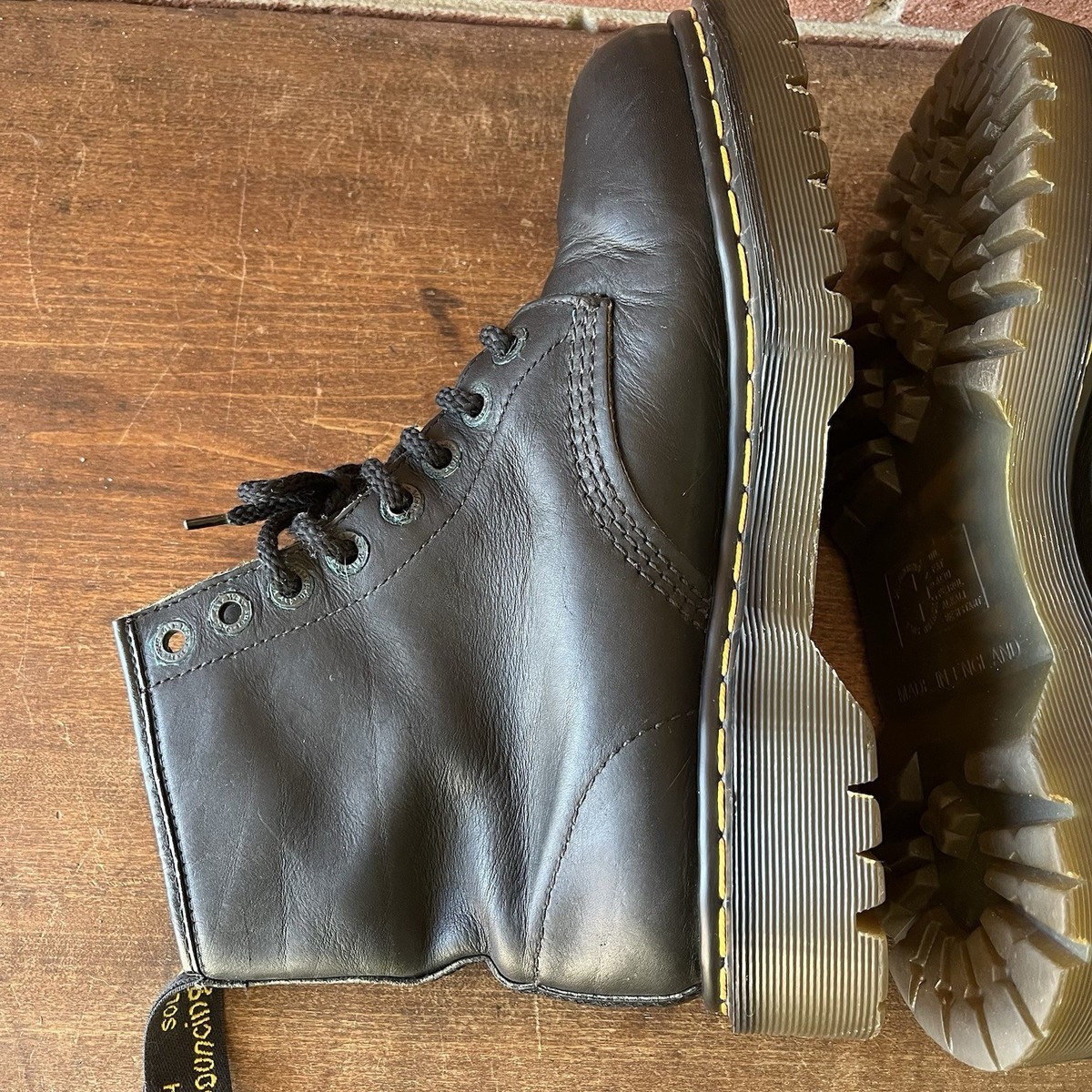 💥Dr. Martens Doc England Rare 90's Vintage Black Greasy 1460