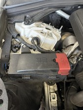 18 JAGUAR F-PACE Engine Fuse Box Block Assembly