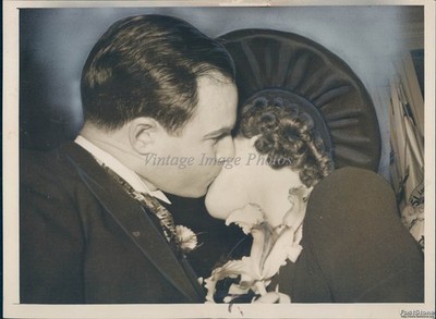 1941 Providence Howard Mcgrath Mrs Mora Inauguration Kiss Vintage Photo 6x8