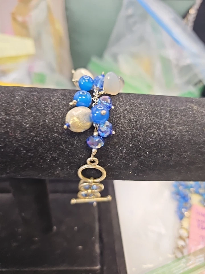 手链蓝珠银色月光石切换关闭 6 1 / 4 & 1 1/2 Ex — 第 2/4 张图片