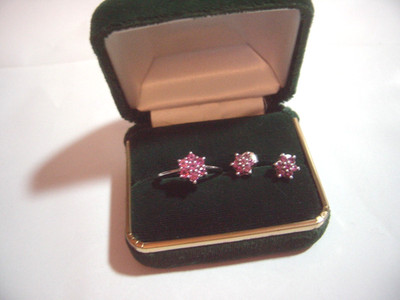 wunderschöner massiver Silberring rosa Rubine & passende Ohrringe Gr. N - Investition