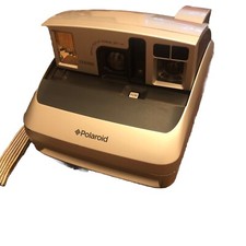 Polaroid One600 Folding Instant Camera Untested