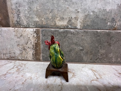 Fritz Bermann Wein Bronze Miniature Frog With Toothache Figurine - Picture 3 of 5