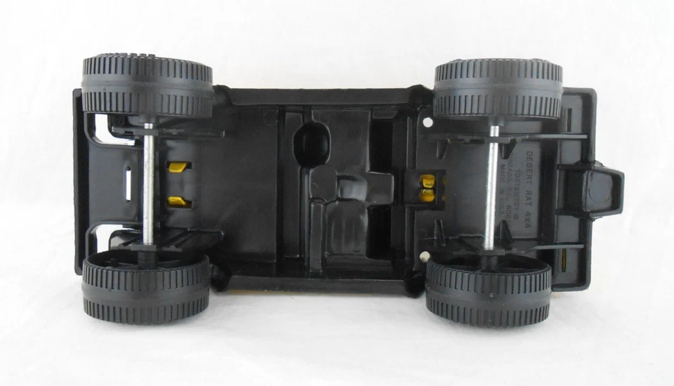 Vehículo de juguete Tootsietoy 9" Desert Rat 4x4 Jeep vintage amarillo de acero prensado Foto 3 de 4