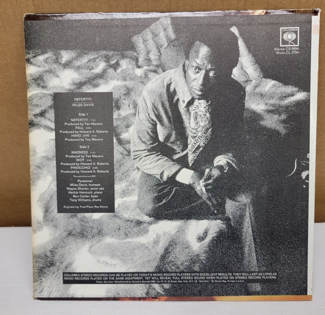 Original 1977 Reissue: Miles Davis 