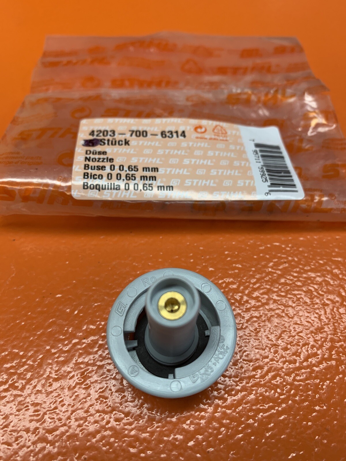 GENUINE STIHL SR320 SR340 SR400 SR420 .65mm SPRAYER NOZZLE 4203 700