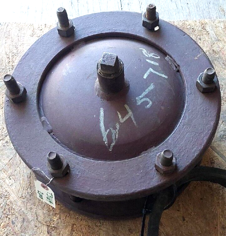 DRESSER 31 Line Cap Coupling Fits 8" (9.30 OD) Cast Iron Pipe w/ 1" Center Tap DRESSER 31 Line Cap Coupling Fits 8" (9.30 OD) Cast Iron Pipe w/ 1" Center Tap