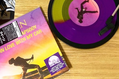Queen Bohemian Rhapsody 7" Color Vinyl Record I'm In Love With My Car Japan Ver. - Picture 3 of 12