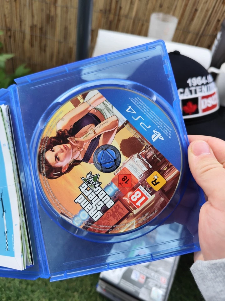 GTA 5 Premium Edition Playstation 4  PS 4, Foto 1 von 2