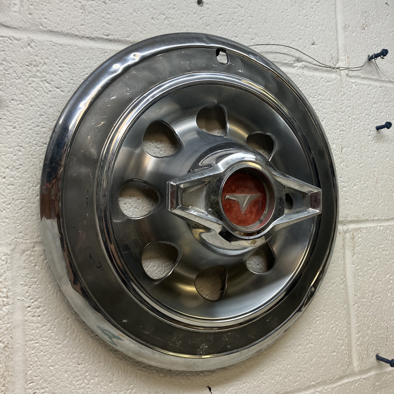 1964 1965 Buick Skylark Spinner Hubcaps 14 Inch 14 VINTAGE, 43 OFF