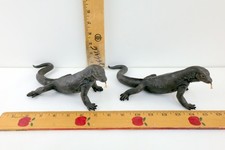 Safari ltd 2007 Komodo Dragon Toy Lot of 2 Reptile Lizard Figures