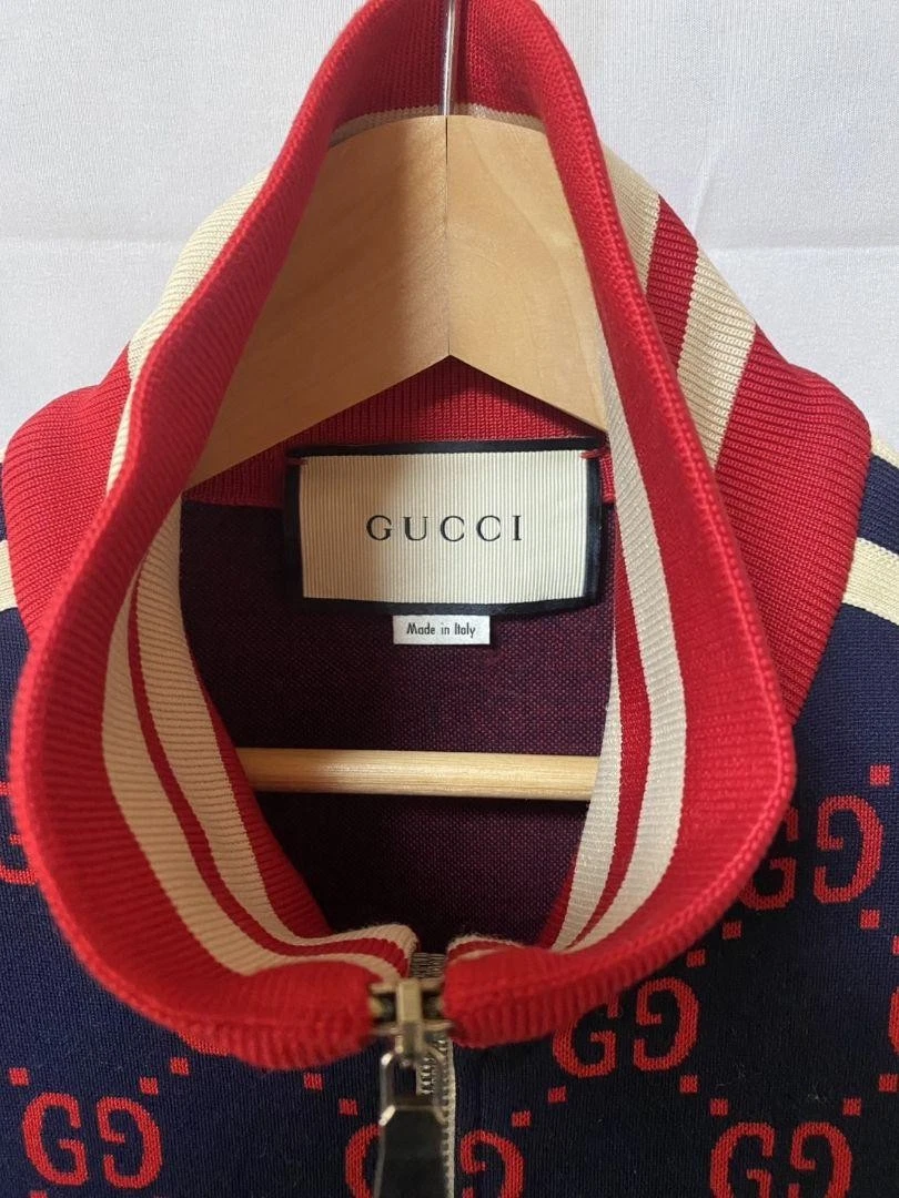 Gucci modello Gg set up rosso taglia L jacquard