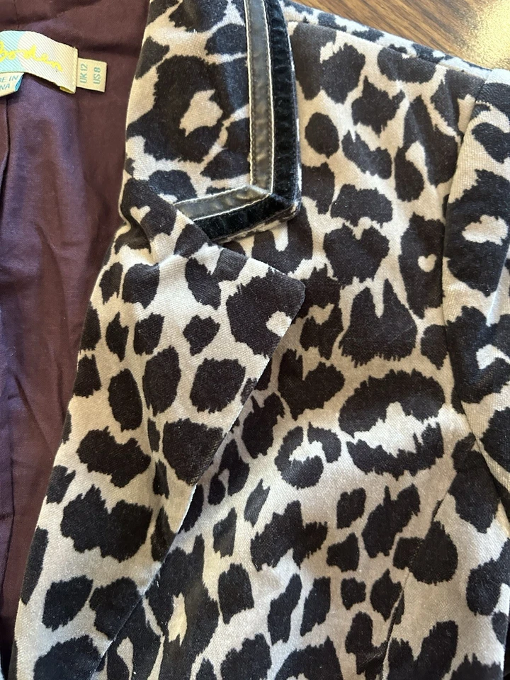 Chaqueta de Terciopelo Boden Estampado de Leopardo EE. UU. Talla 8 SUNTUOSA Y SENSUAL USADA EN EXCELENTE ESTADO Toda Temporada Foto 3 de 4