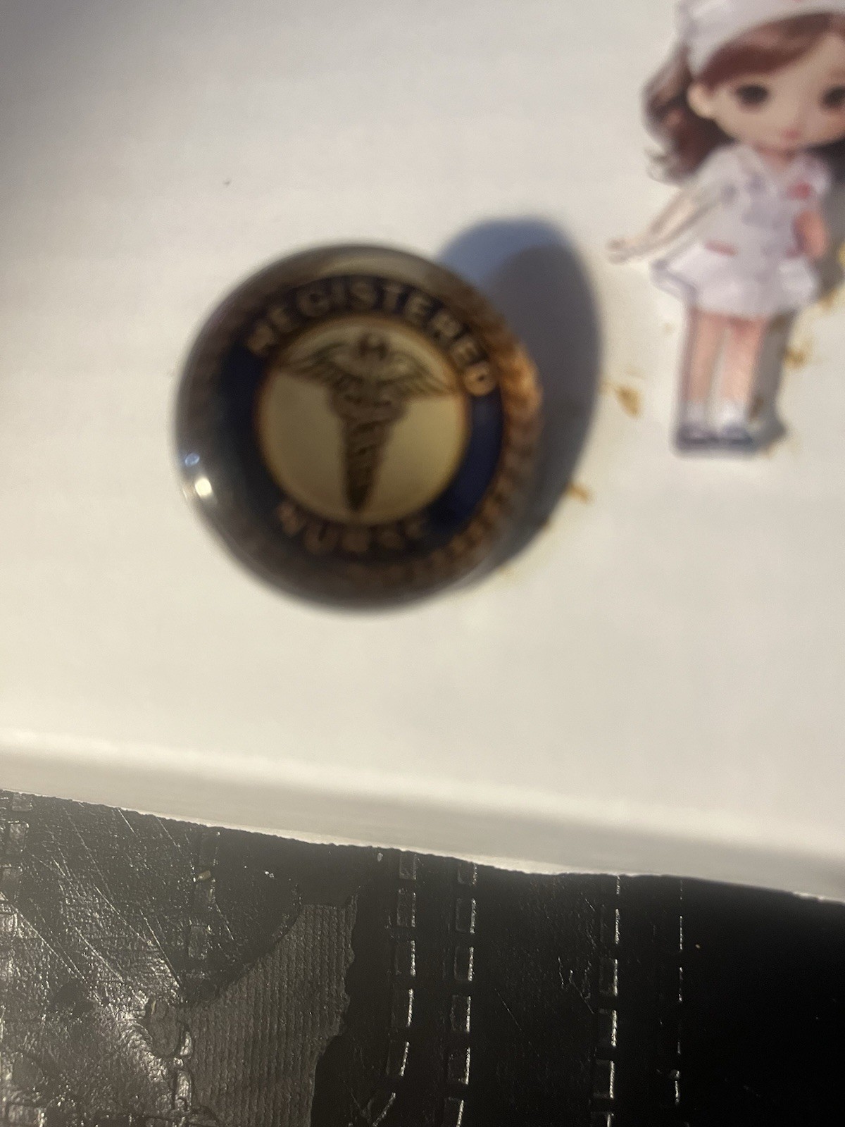 как выглядит Registered Nurse "RN" Lapel Pin Set Of 2 Plus 1 Key Chain/ FREE SHIPPING фото