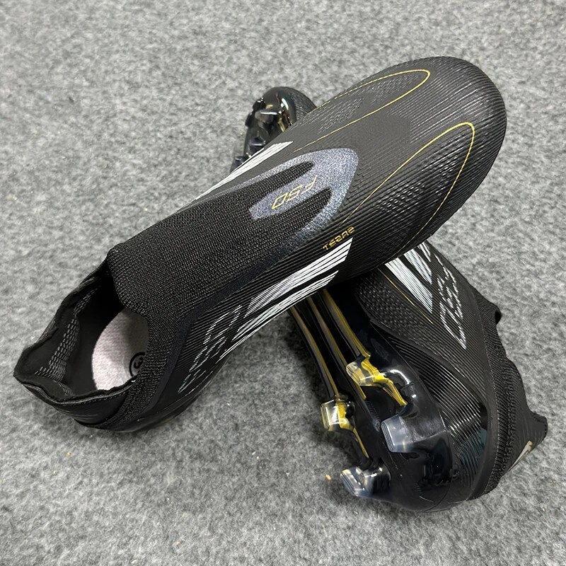 Scarpe da calcio uomo per allenamento e gioco