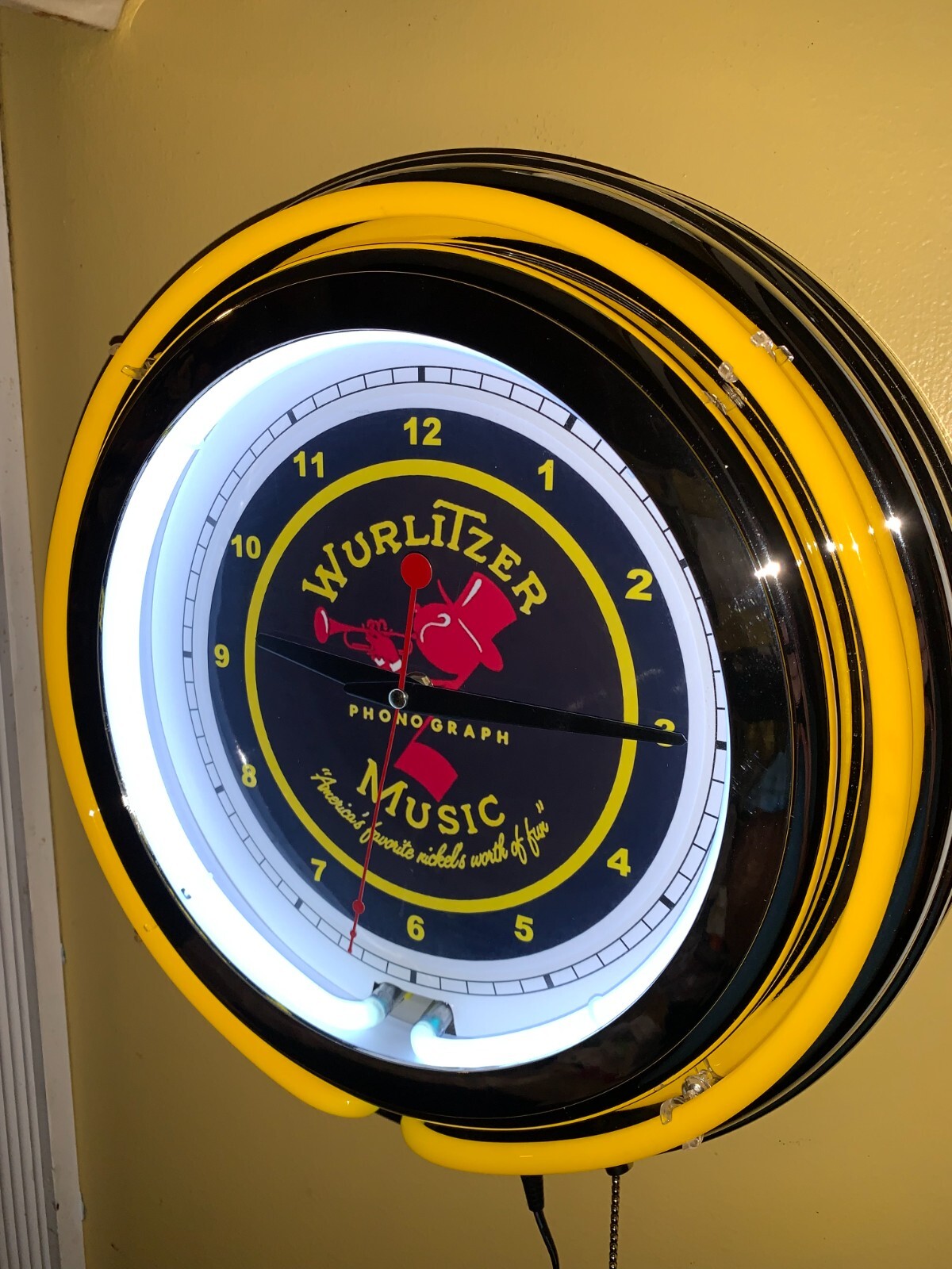 Wurlitzer Jukebox Phonograph Arcade Game Room Neon Wall Clock