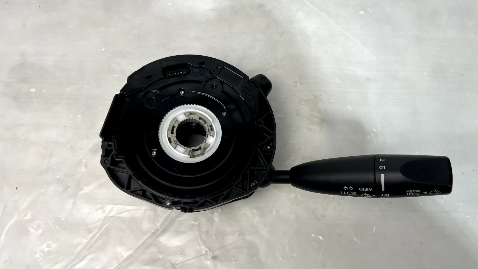 Steering column multi-switch Maserati QUATTROPORTE VI 2014 670025006