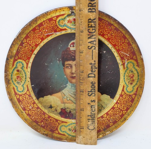 C. 1910 Antique Queen Alexandra Tin Lithography Plate For Hanging 7-1/8 Diam. - Picture 3 of 14