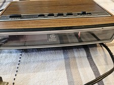 Vintage GE General Electric 7-4625F Digital Alarm Clock Radio AM/FM Walnut Grain