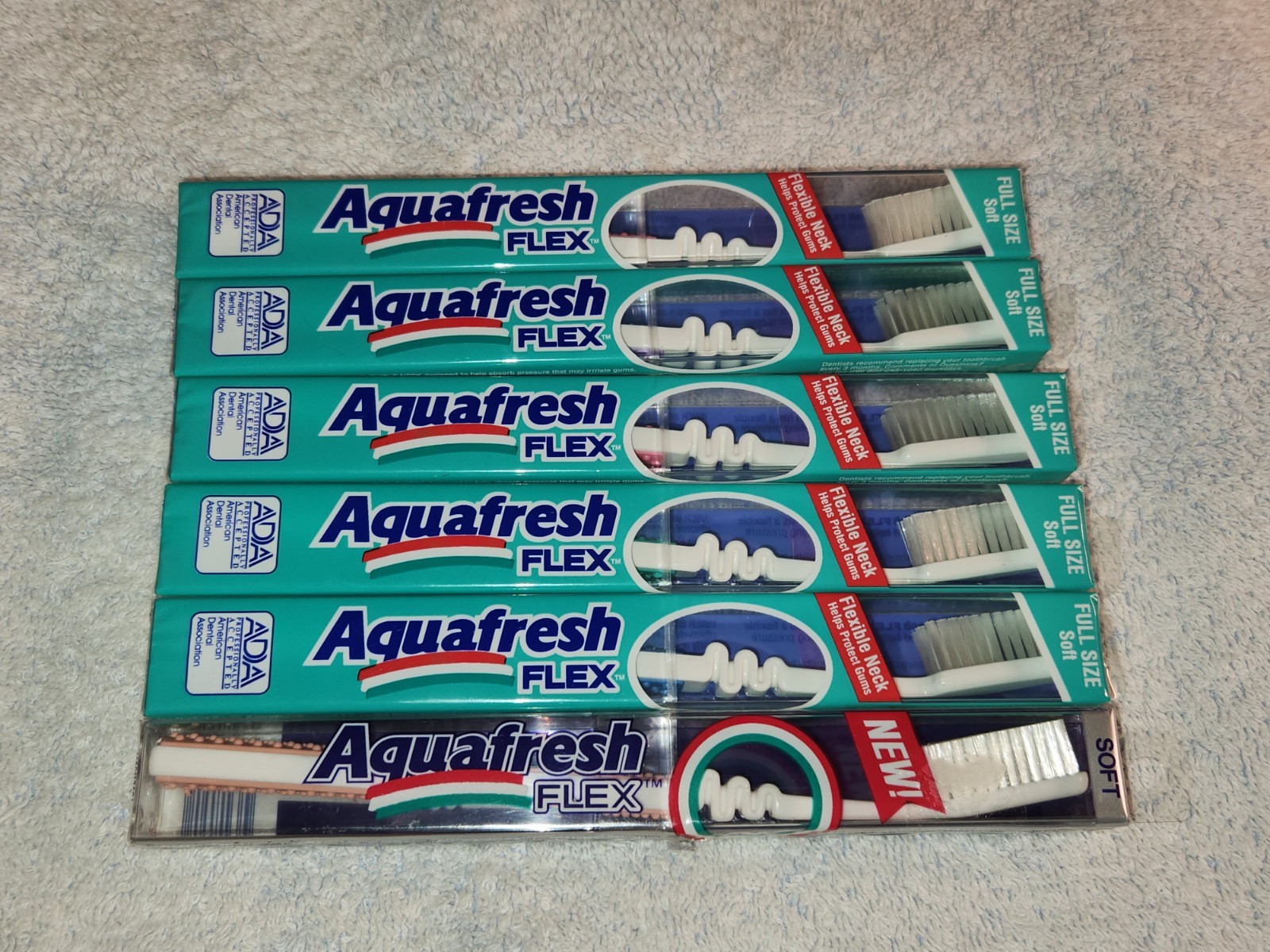 Lot of 6 Aqua Fresh Flex Full Size Soft Toothbrush Clear Box